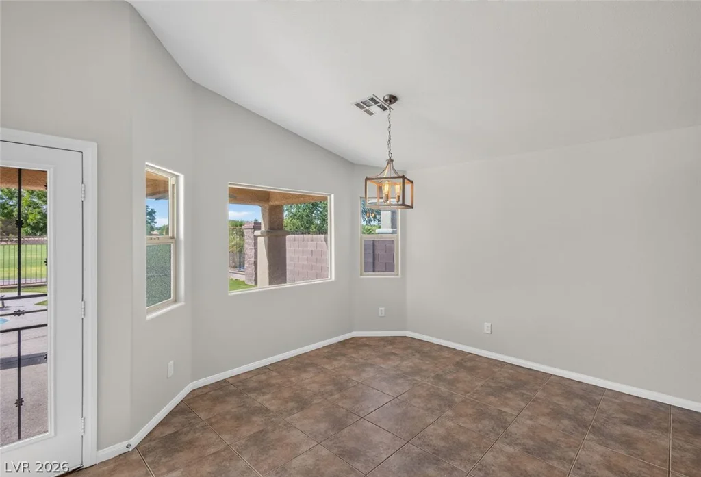 5641 Little Lake, Las Vegas, NV 89122