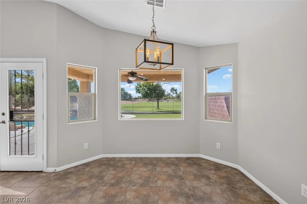 5641 Little Lake, Las Vegas, NV 89122