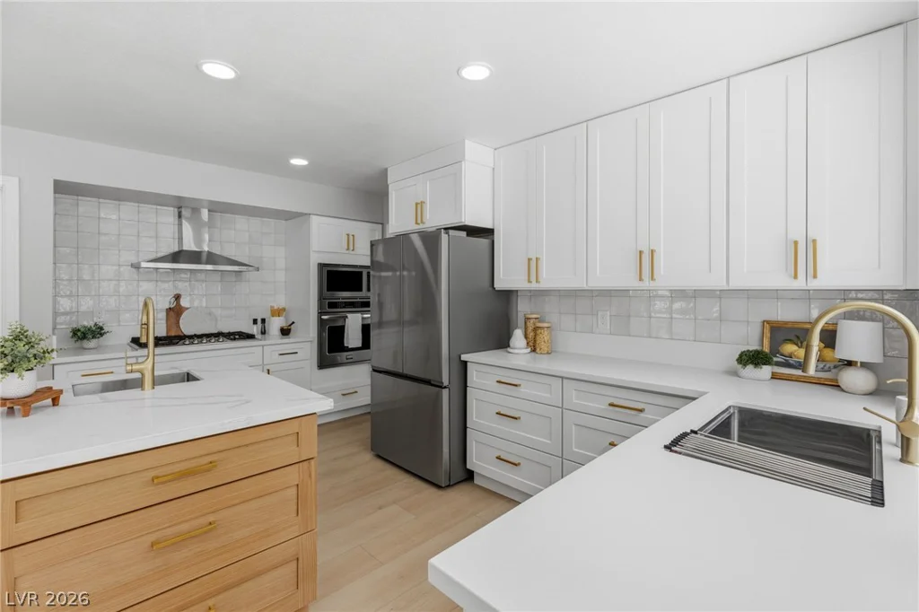 9725 Cascade Falls, Las Vegas, NV 89117