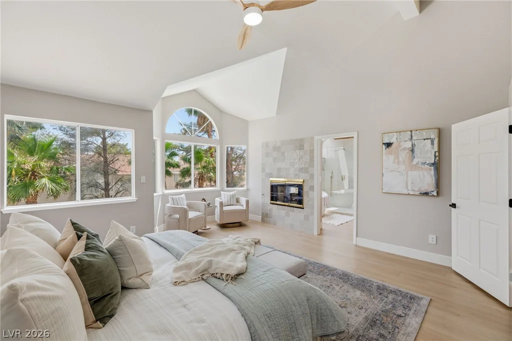 9725 Cascade Falls, Las Vegas, NV 89117