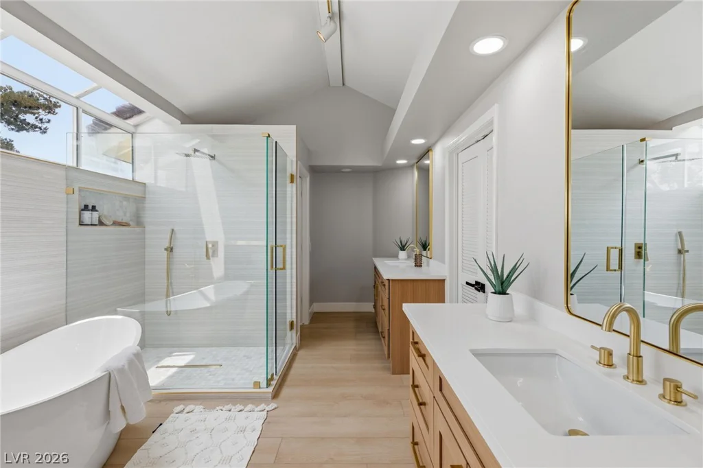 9725 Cascade Falls, Las Vegas, NV 89117