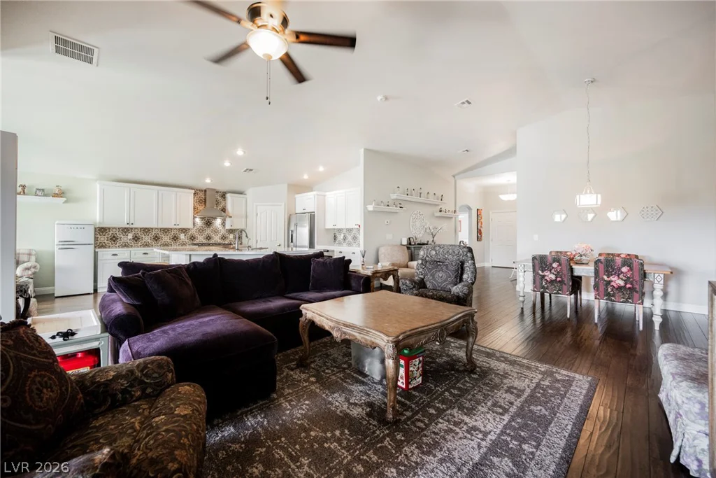 10246 Mountain Majesty, Las Vegas, NV 89131