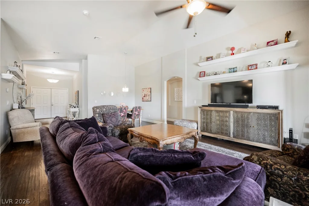 10246 Mountain Majesty, Las Vegas, NV 89131