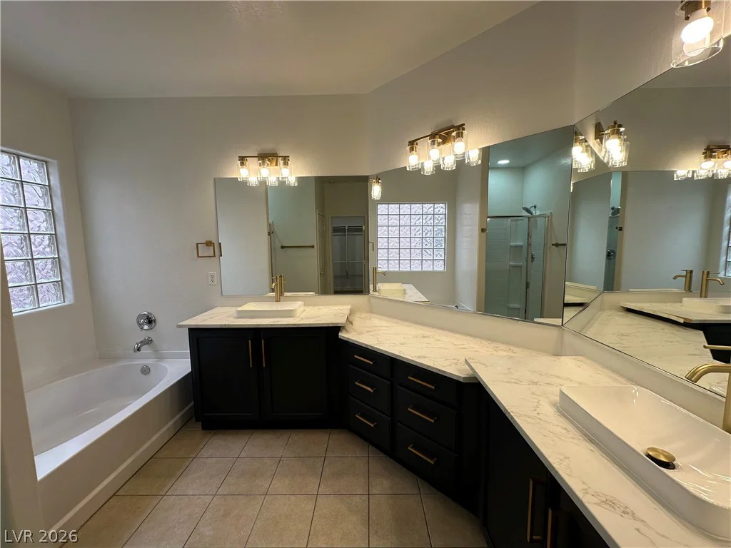 5728 Flying Birdie, Las Vegas, NV 89122