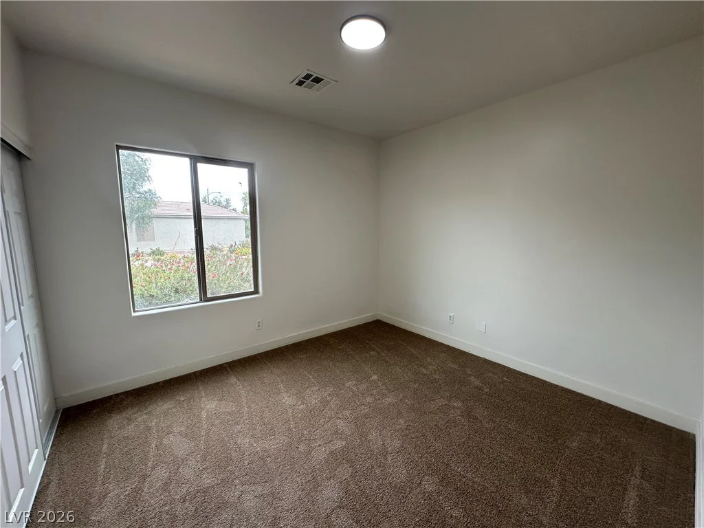 5728 Flying Birdie, Las Vegas, NV 89122