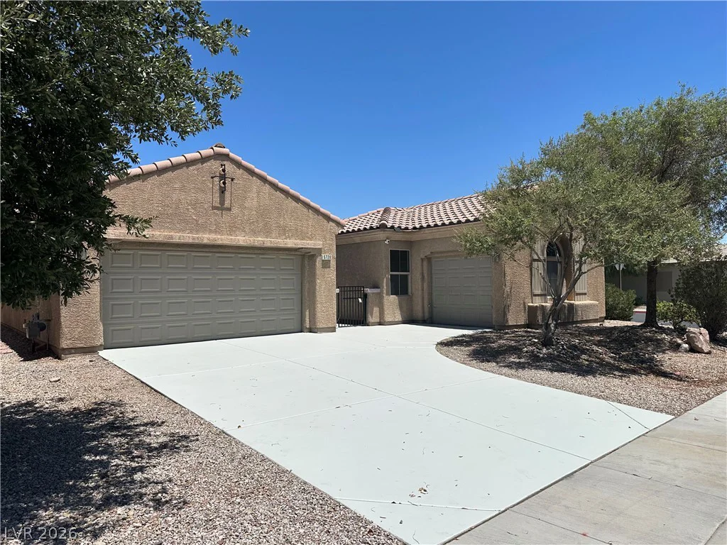 5728 Flying Birdie, Las Vegas, NV 89122