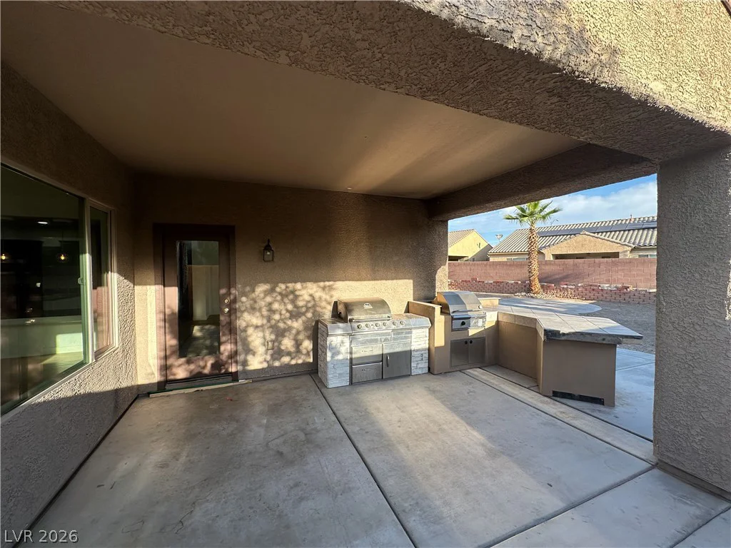 5728 Flying Birdie, Las Vegas, NV 89122