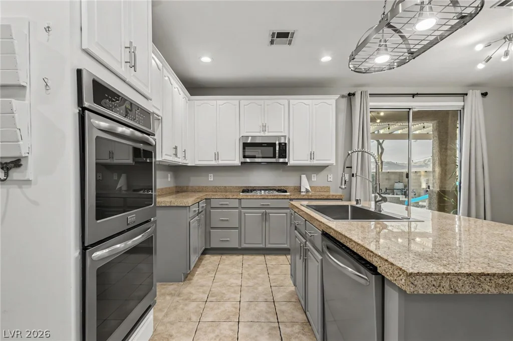 9052 Black Elk, Las Vegas, NV 89143