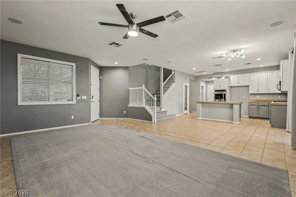 9052 Black Elk, Las Vegas, NV 89143