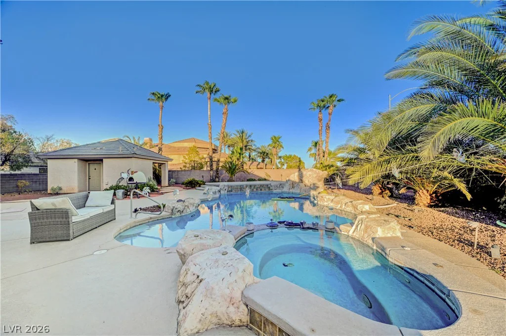 2308 Trident Maple, Las Vegas, NV 89117