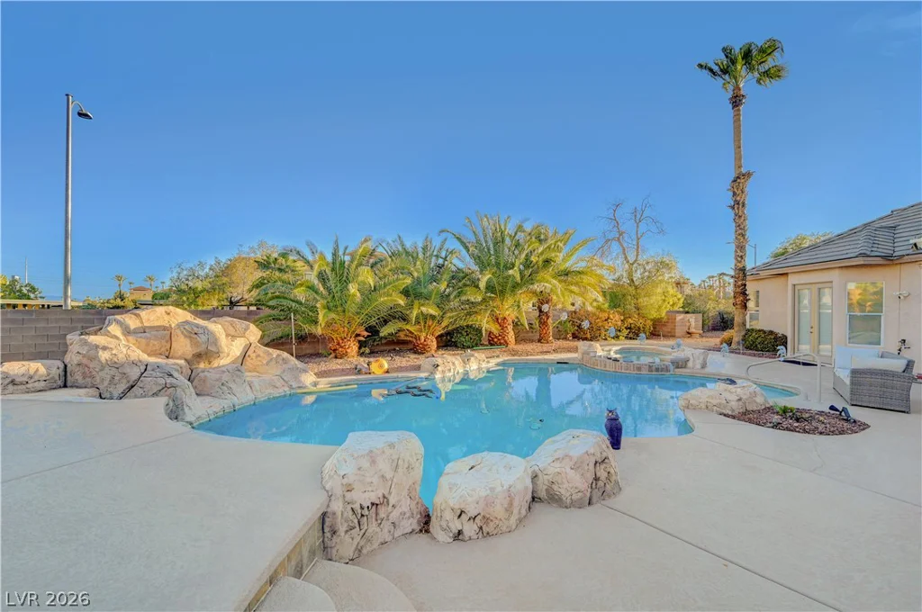 2308 Trident Maple, Las Vegas, NV 89117