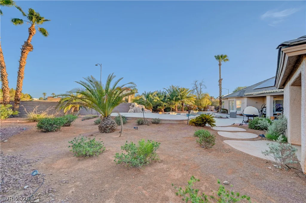 2308 Trident Maple, Las Vegas, NV 89117