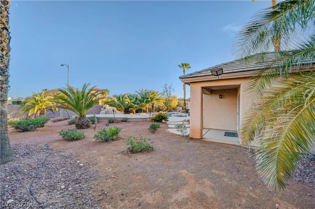 2308 Trident Maple, Las Vegas, NV 89117