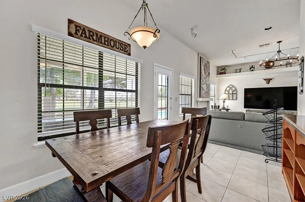 5520 Singing Hills, Las Vegas, NV 89130