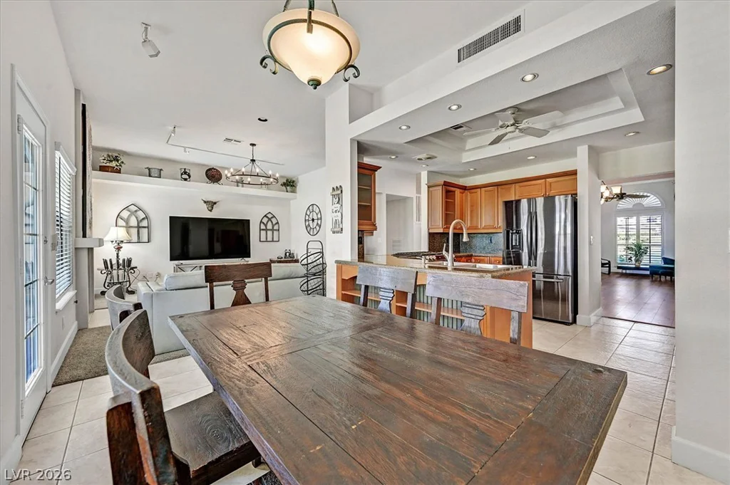 5520 Singing Hills, Las Vegas, NV 89130