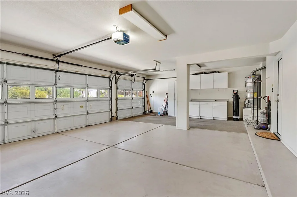 5520 Singing Hills, Las Vegas, NV 89130