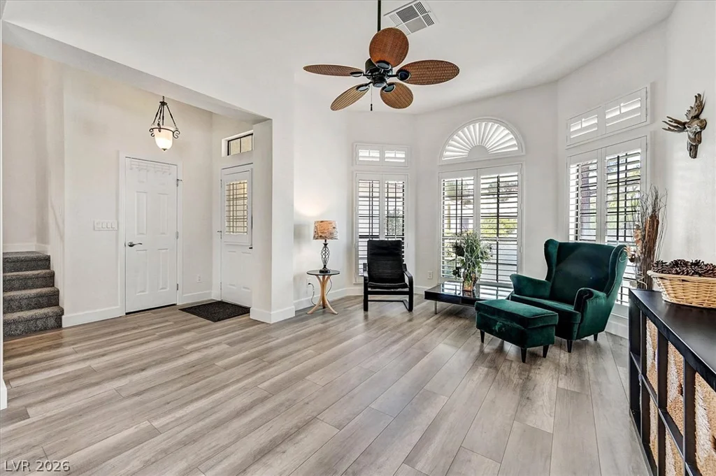 5520 Singing Hills, Las Vegas, NV 89130