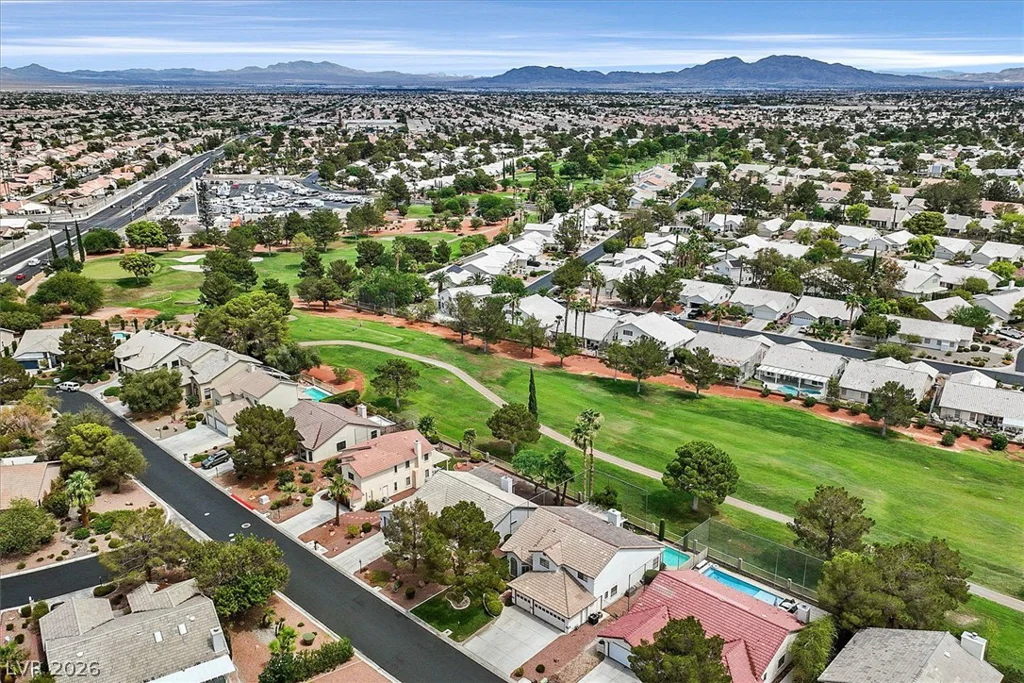 5520 Singing Hills, Las Vegas, NV 89130