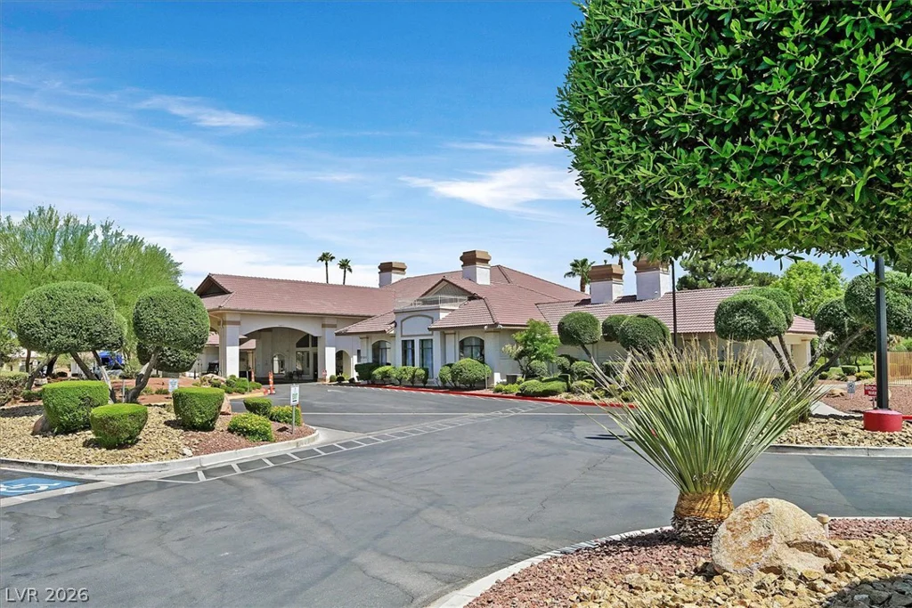 5520 Singing Hills, Las Vegas, NV 89130