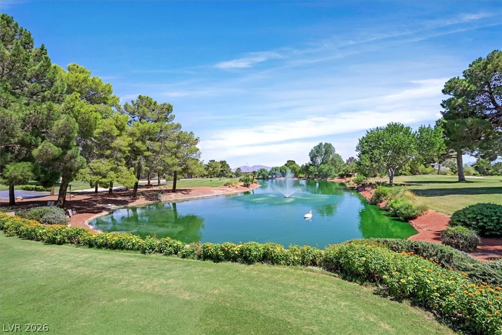 5520 Singing Hills, Las Vegas, NV 89130
