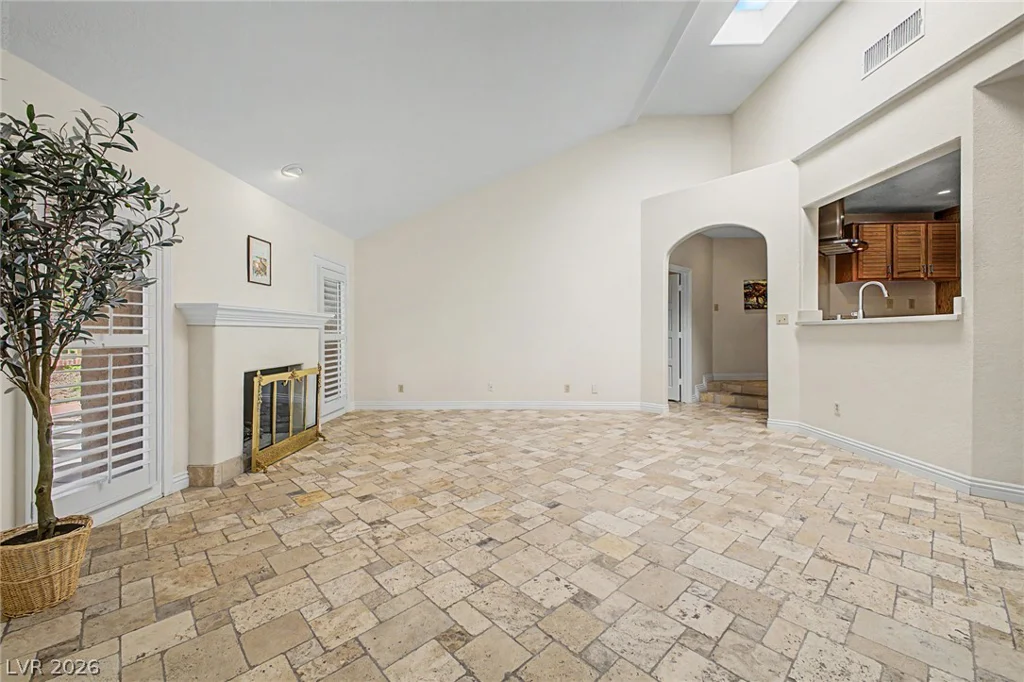 7159 Mission Hills, Las Vegas, NV 89113