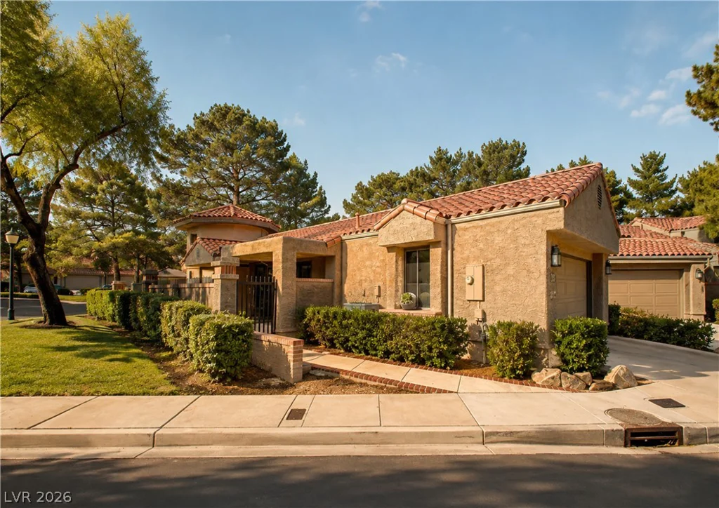 7159 Mission Hills, Las Vegas, NV 89113