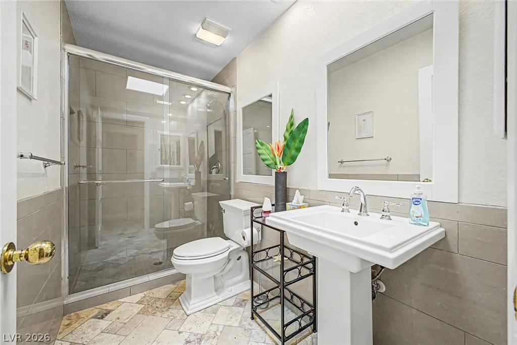 7159 Mission Hills, Las Vegas, NV 89113