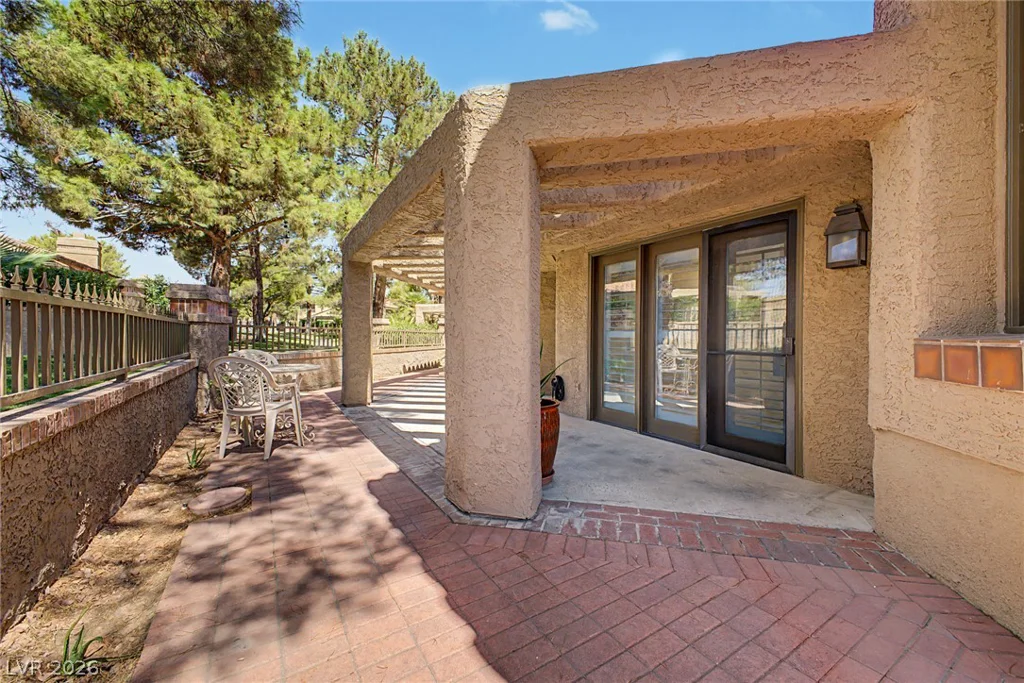 7159 Mission Hills, Las Vegas, NV 89113