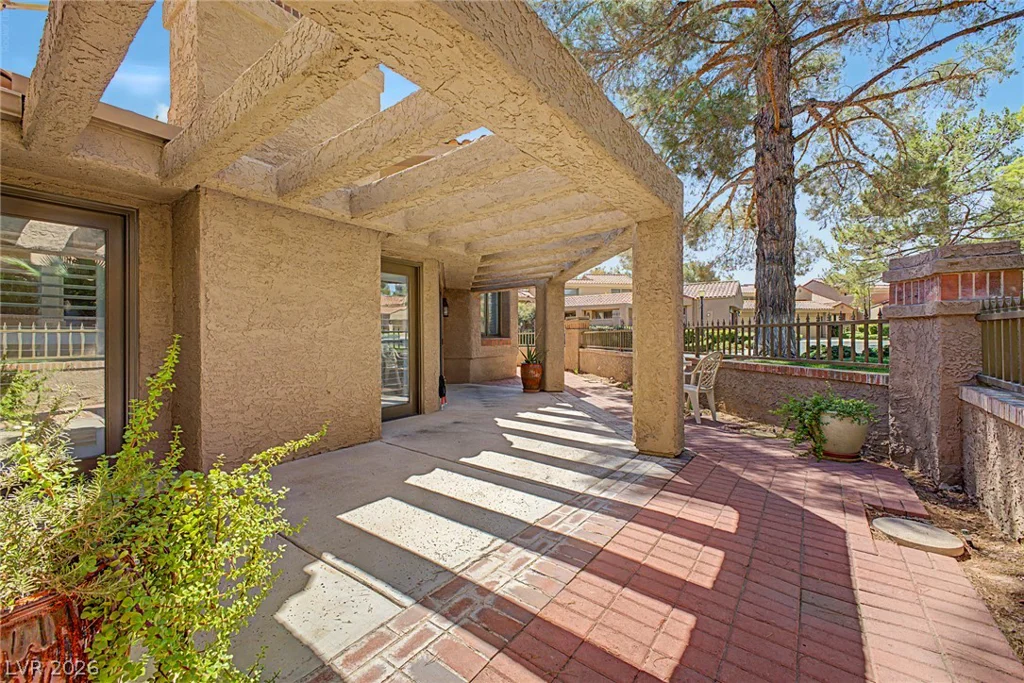 7159 Mission Hills, Las Vegas, NV 89113
