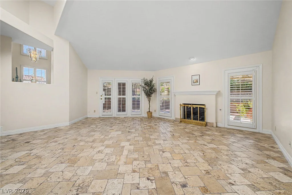 7159 Mission Hills, Las Vegas, NV 89113