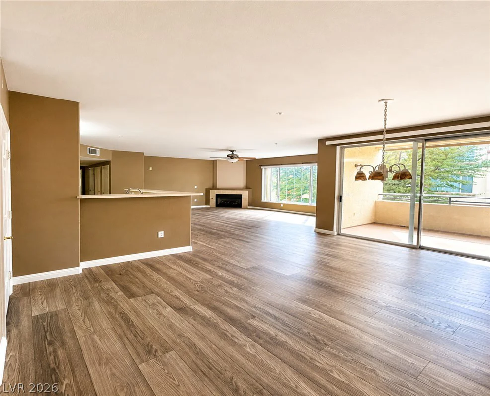 7127 Durango, Las Vegas, NV 89113