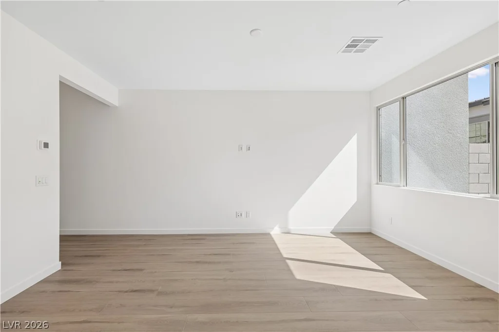 9221 Harworth, Las Vegas, NV 89166