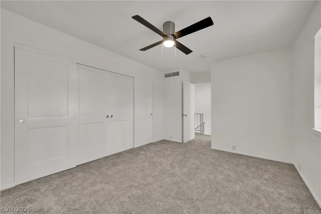 566 Tam O Shanter, Las Vegas, NV 89109