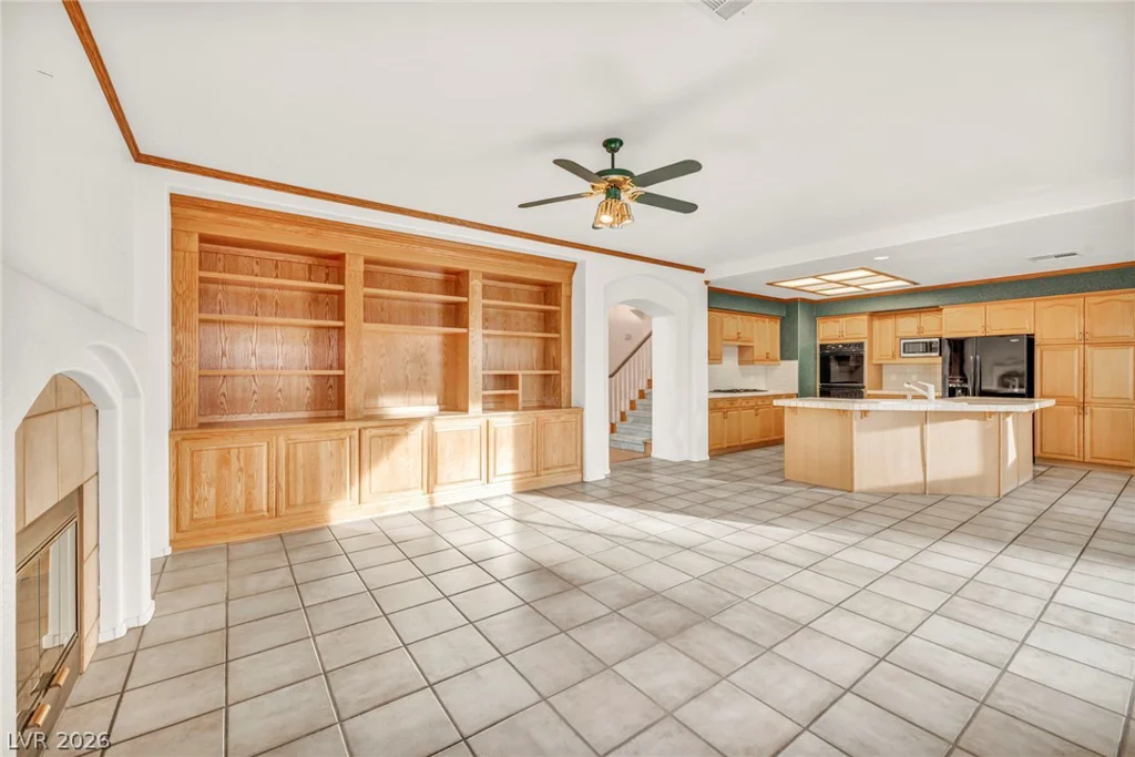 1605 Saint Katherine, Las Vegas, NV 89117