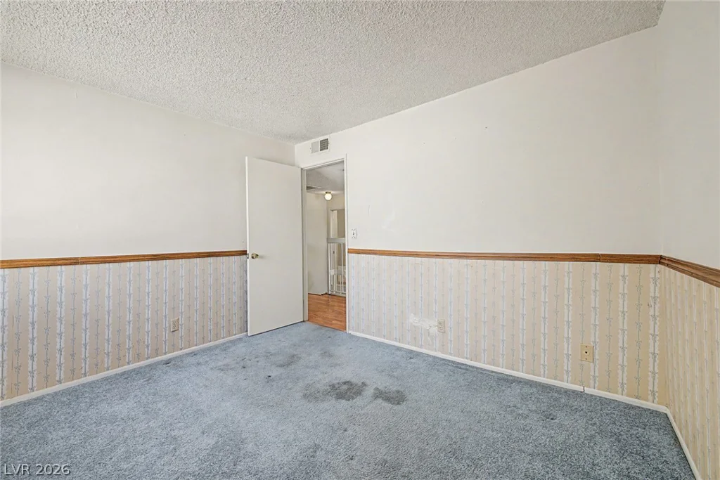 4725 Lake, Las Vegas, NV 89147