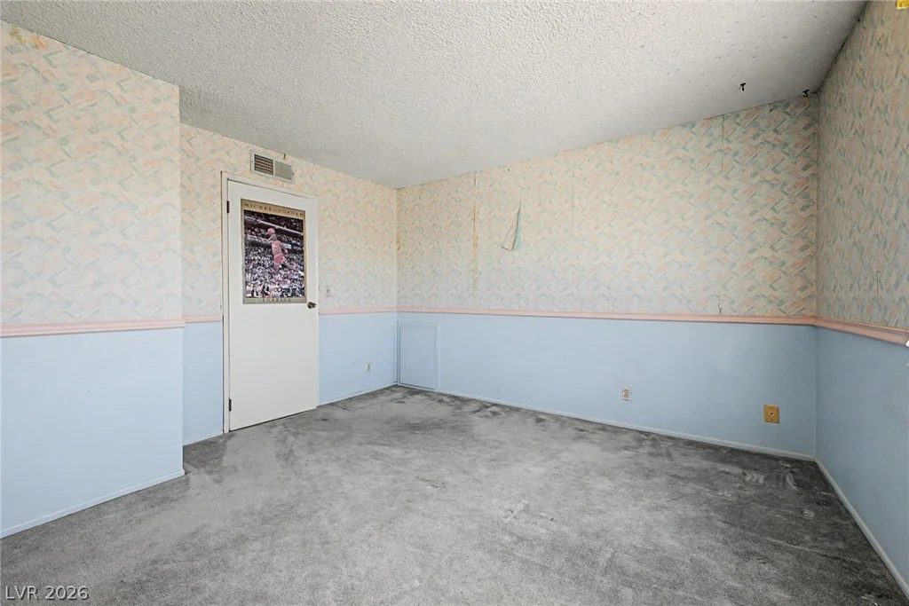 4725 Lake, Las Vegas, NV 89147