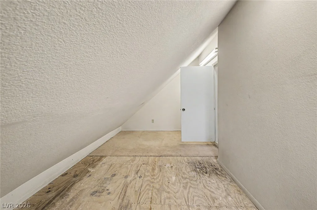 4725 Lake, Las Vegas, NV 89147