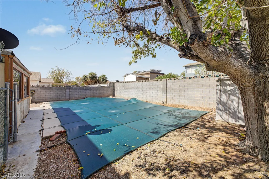 4725 Lake, Las Vegas, NV 89147