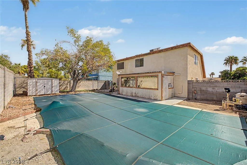 4725 Lake, Las Vegas, NV 89147