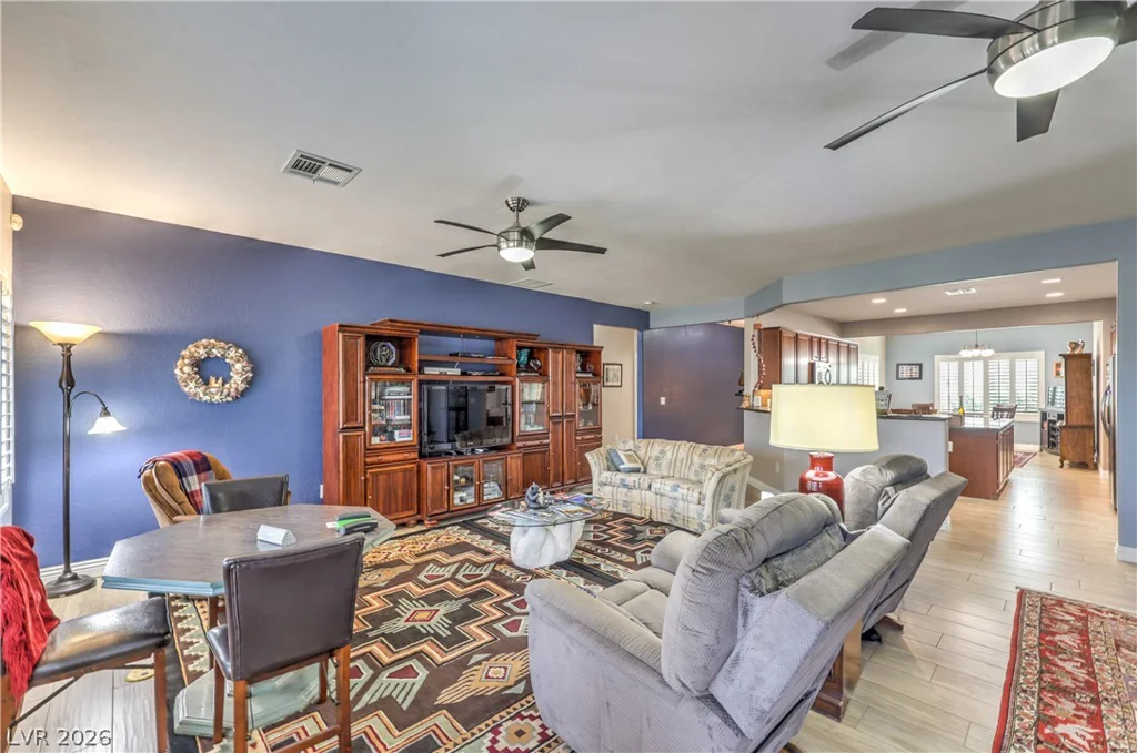 7340 Petrel, North Las Vegas, NV 89084