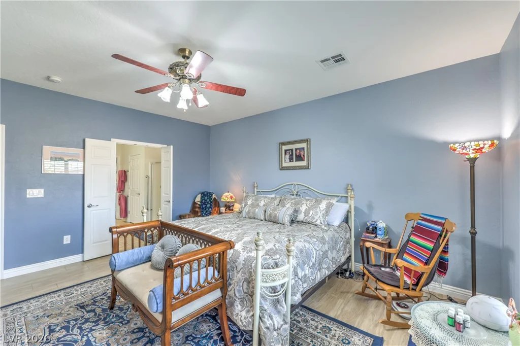 7340 Petrel, North Las Vegas, NV 89084