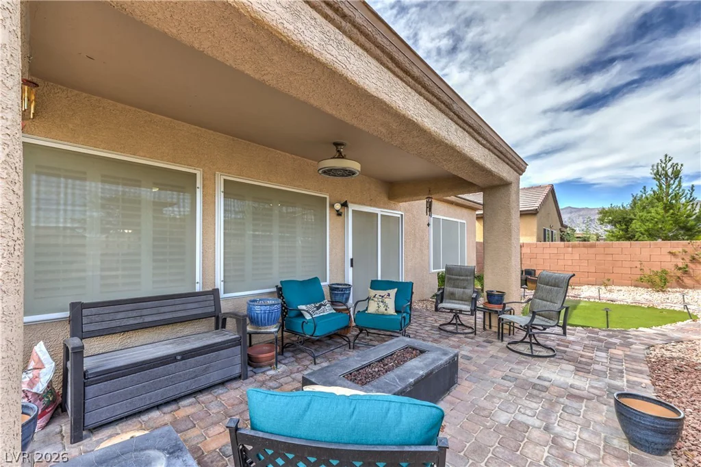 7340 Petrel, North Las Vegas, NV 89084