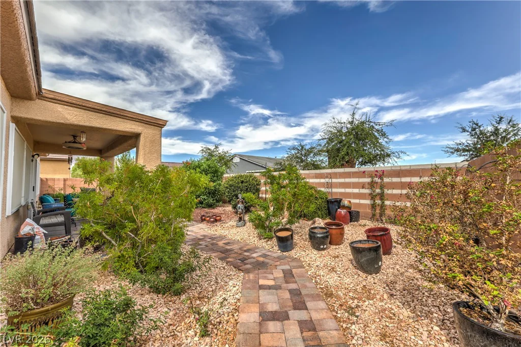 7340 Petrel, North Las Vegas, NV 89084