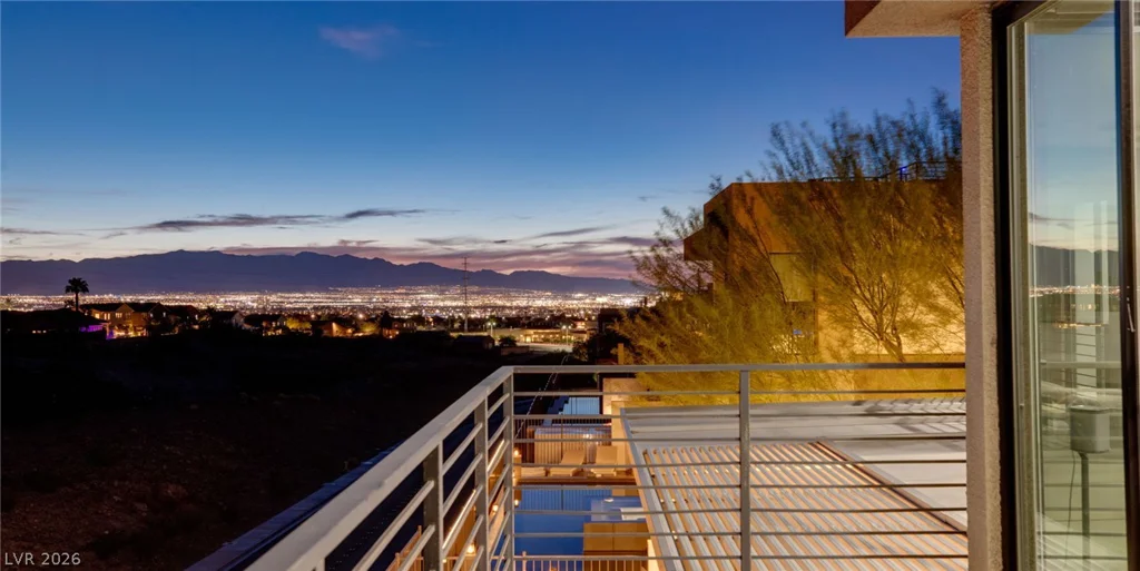 921 Vegas View, Henderson, NV 89052