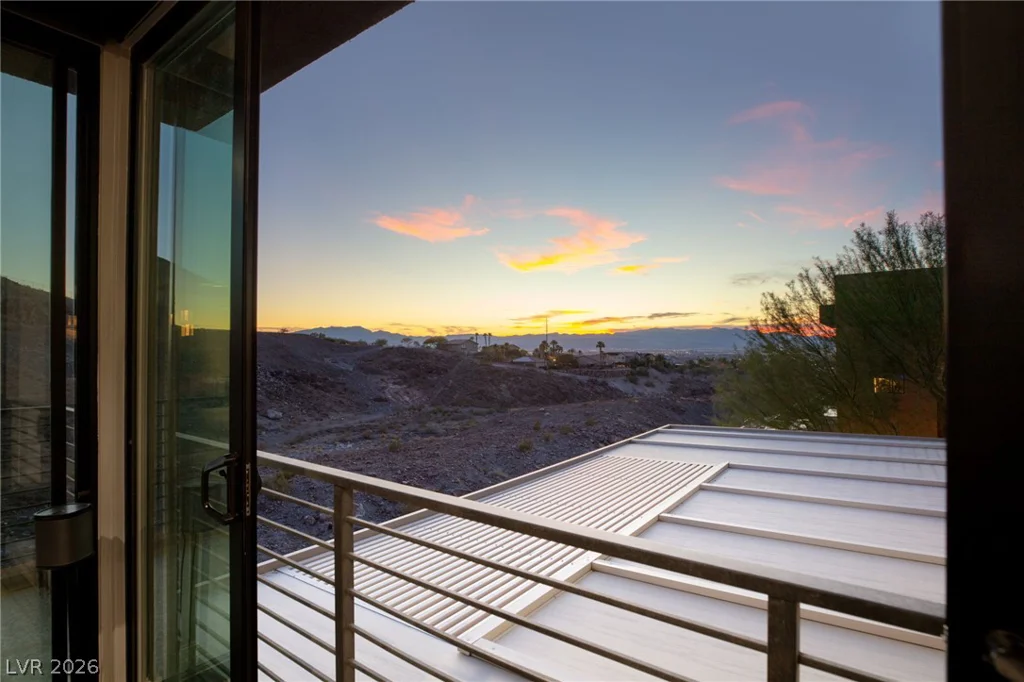 921 Vegas View, Henderson, NV 89052