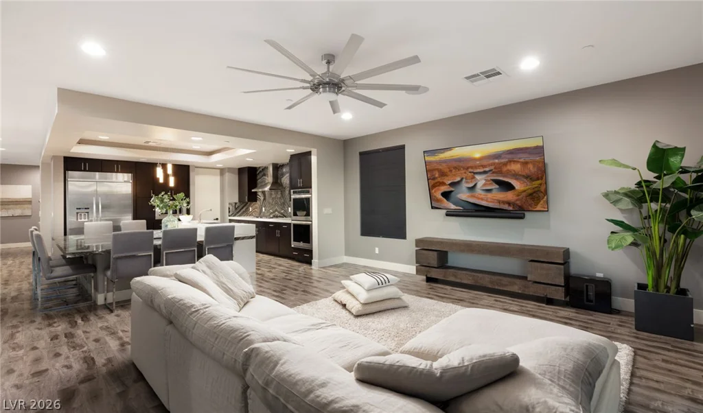 921 Vegas View, Henderson, NV 89052