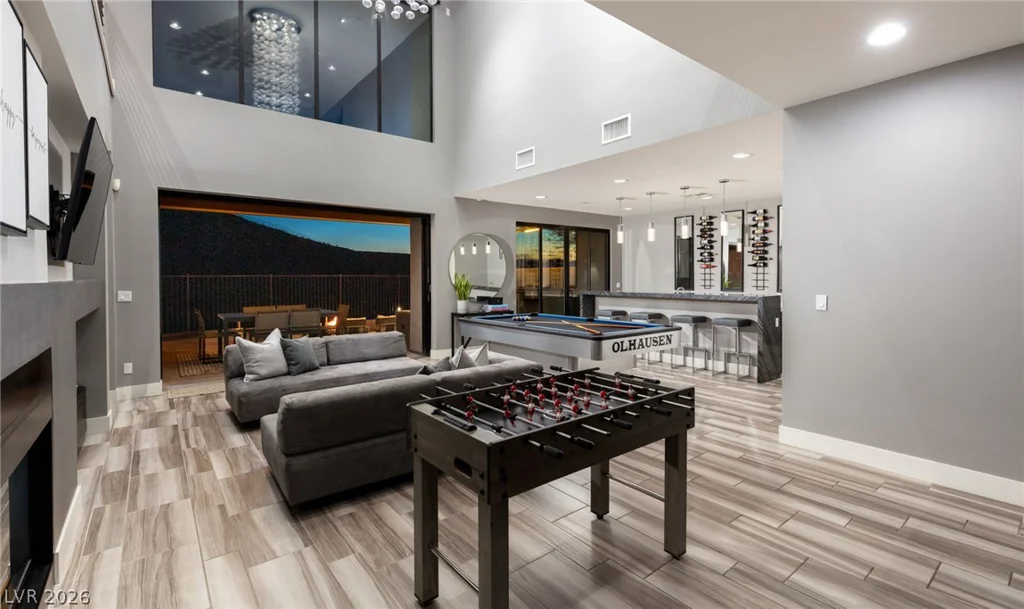 921 Vegas View, Henderson, NV 89052