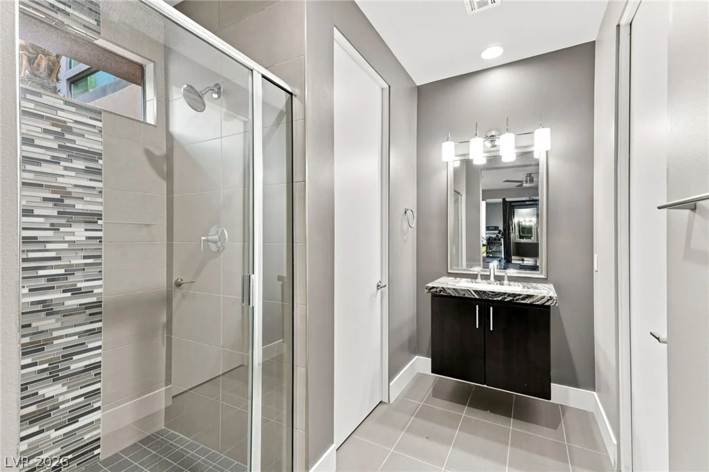 921 Vegas View, Henderson, NV 89052