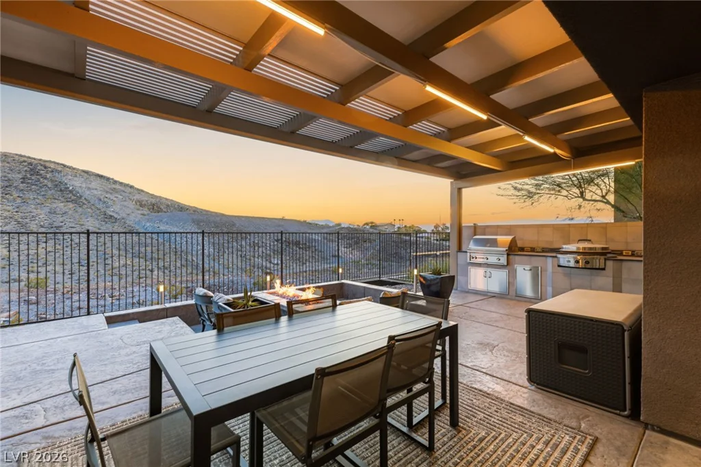 921 Vegas View, Henderson, NV 89052