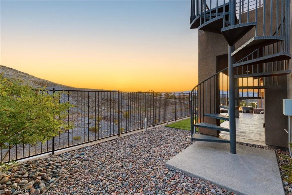 921 Vegas View, Henderson, NV 89052